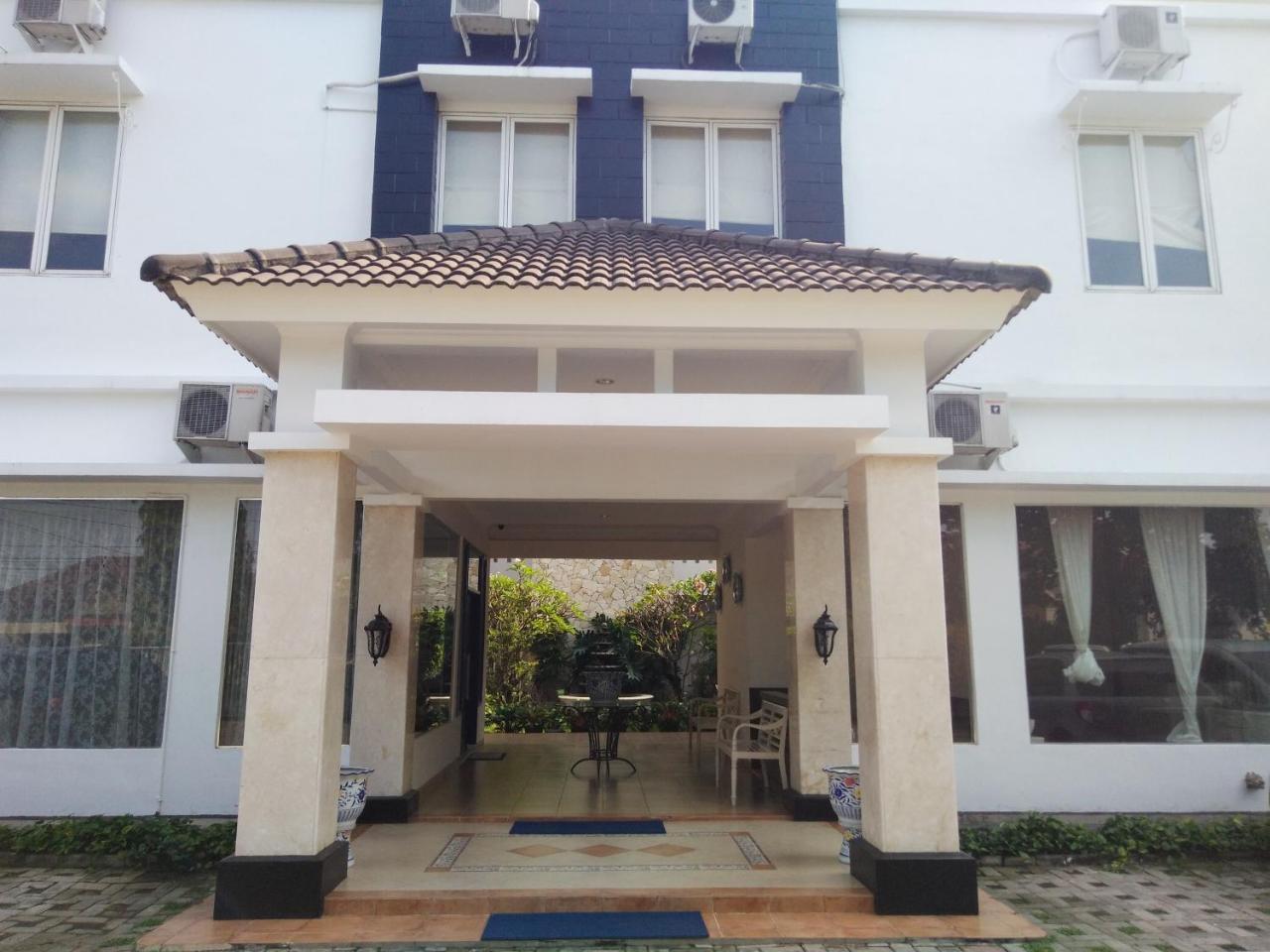 Roemah Moesi Medan Exterior foto